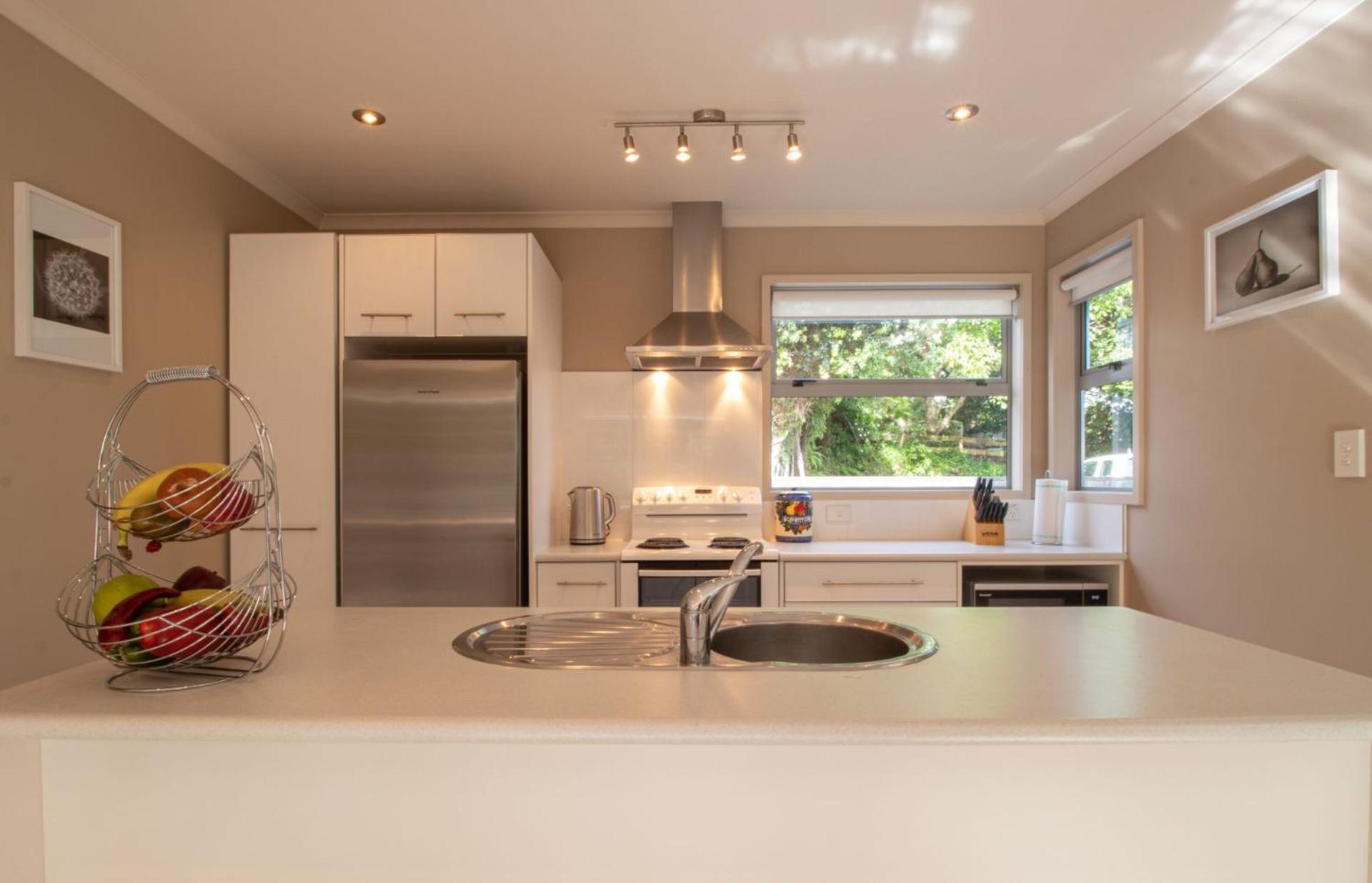 Great Location On Gilbert Central Ню Плимут Екстериор снимка